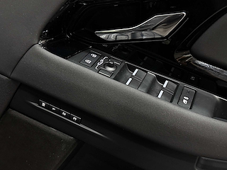 Used Land Rover Range Rover Evoque from Auto-Sportiva