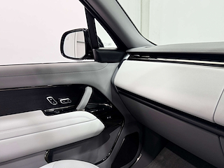 Used Land Rover Range Rover from Auto-Sportiva