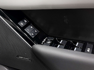 Used Land Rover Range Rover Velar from Auto-Sportiva