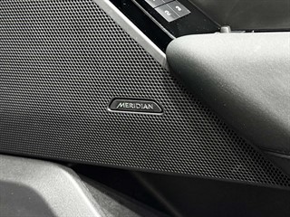 Used Land Rover Range Rover Velar from Auto-Sportiva