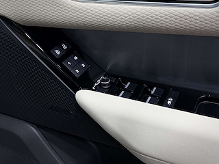 Used Land Rover Range Rover Velar from Auto-Sportiva