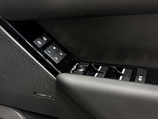 Used Land Rover Range Rover Velar from Auto-Sportiva