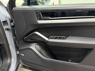 Used Porsche Cayenne from Auto-Sportiva