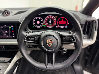 Used Porsche Cayenne from Auto-Sportiva