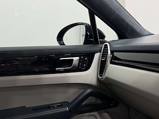 Used Porsche Cayenne from Auto-Sportiva