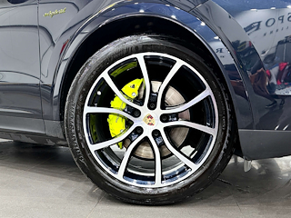 Used Porsche Cayenne from Auto-Sportiva