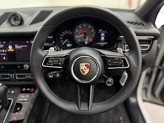 Used Porsche Macan from Auto-Sportiva