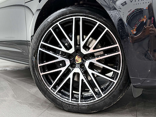 Used Porsche Macan from Auto-Sportiva