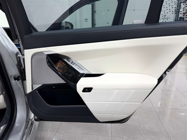 Used BMW 750e