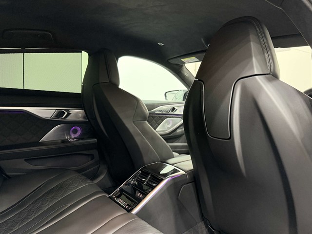 Used BMW M8