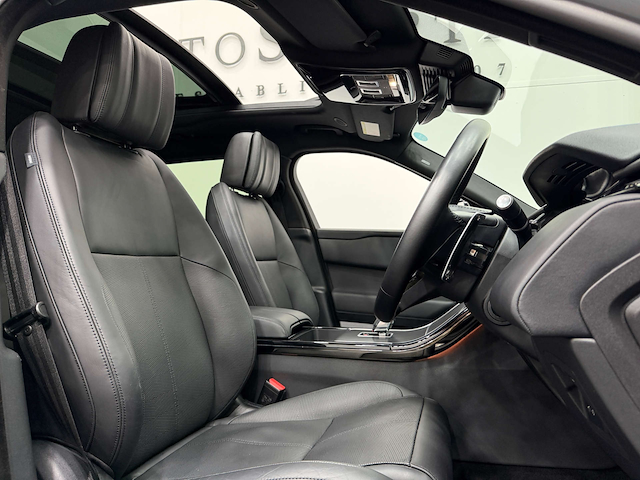 Used Land Rover Range Rover Velar