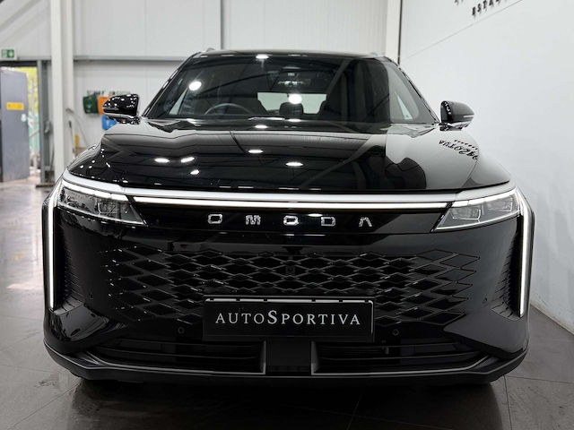 Used Omoda 9