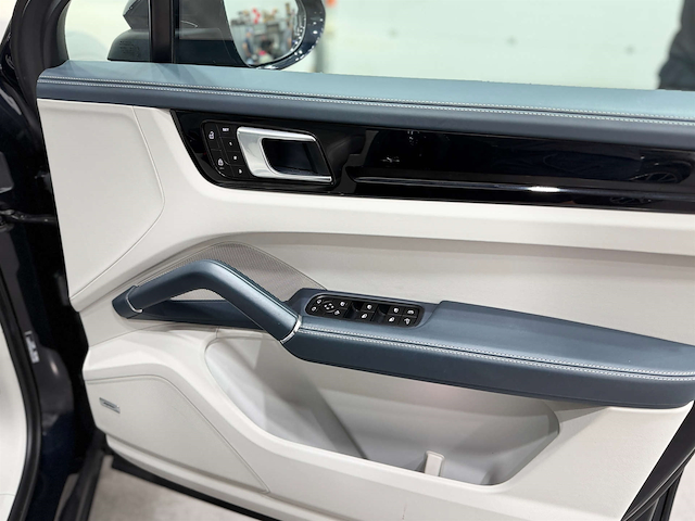 Used Porsche Cayenne