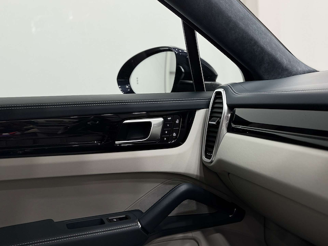 Used Porsche Cayenne