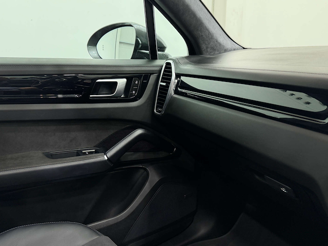 Used Porsche Cayenne