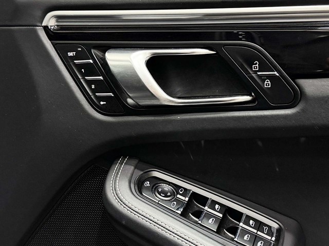 Used Porsche Macan