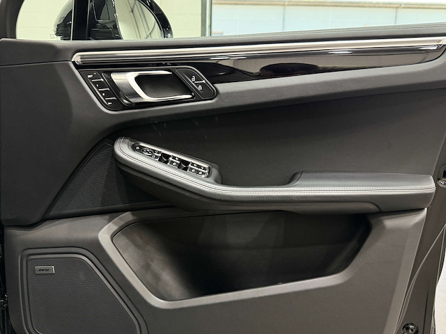Used Porsche Macan