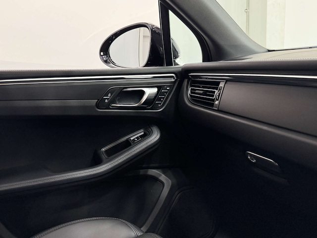 Used Porsche Macan