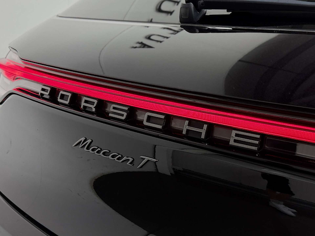 Used Porsche Macan