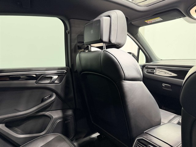 Used Porsche Macan