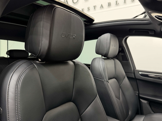 Used Porsche Macan
