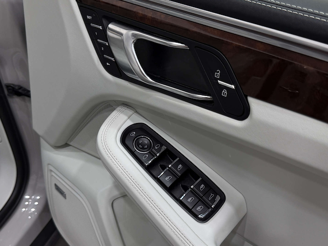 Used Porsche Macan