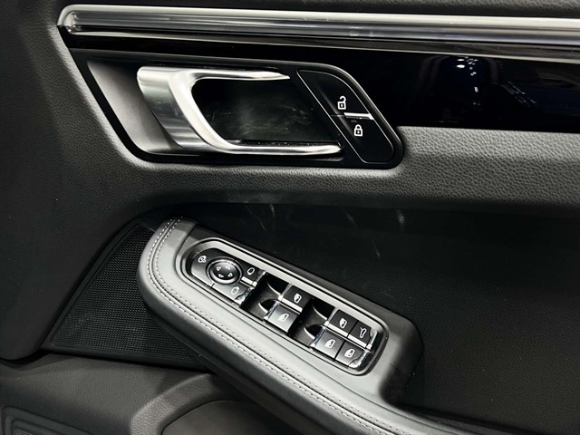 Used Porsche Macan
