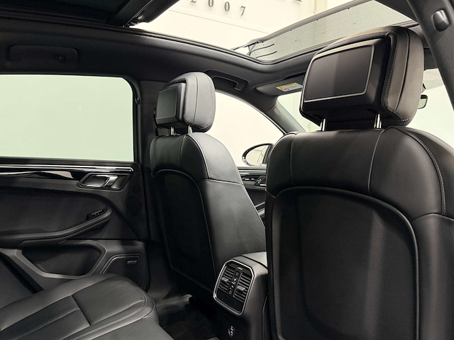 Used Porsche Macan
