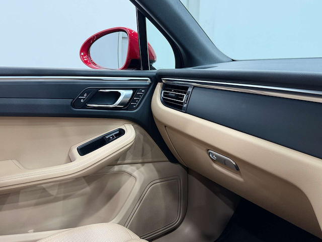 Used Porsche Macan