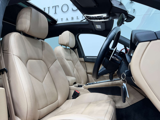 Used Porsche Macan
