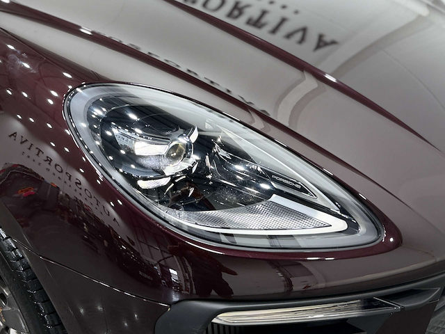 Used Porsche Macan