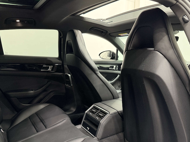 Used Porsche Panamera