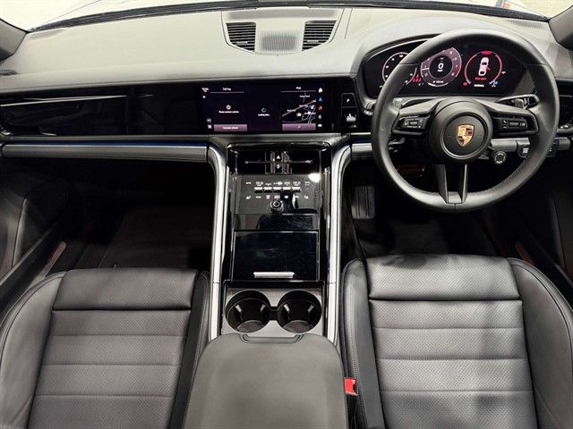 Used Porsche Panamera