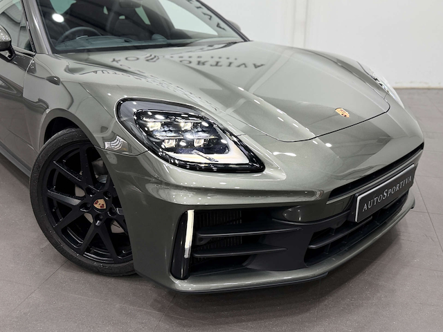 Used Porsche Panamera