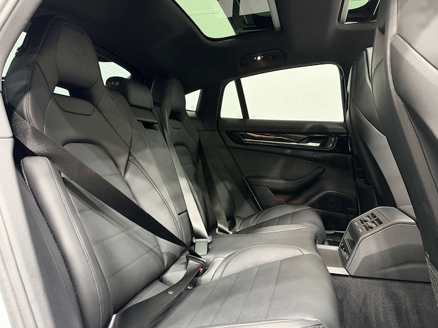 Used Porsche Panamera