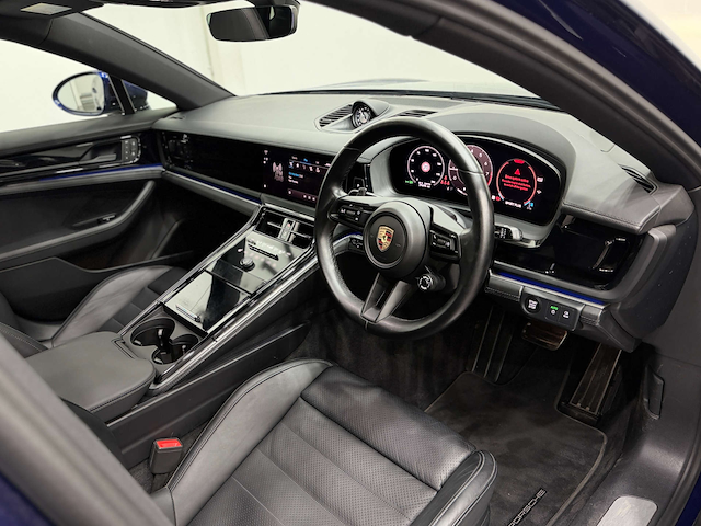 Used Porsche Panamera