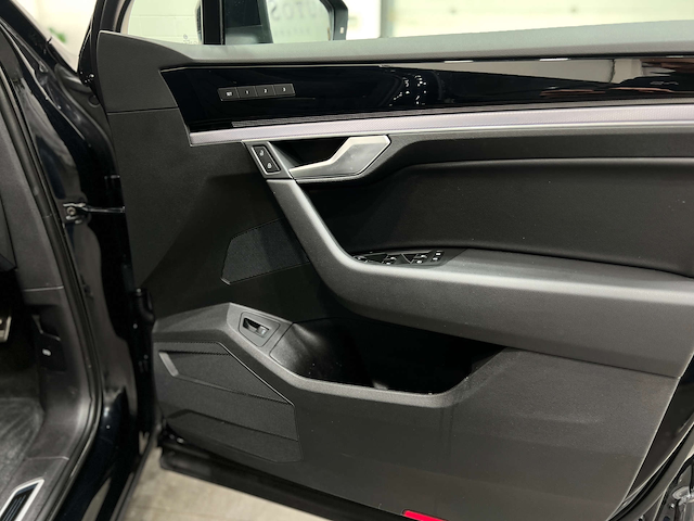 Used Volkswagen Touareg