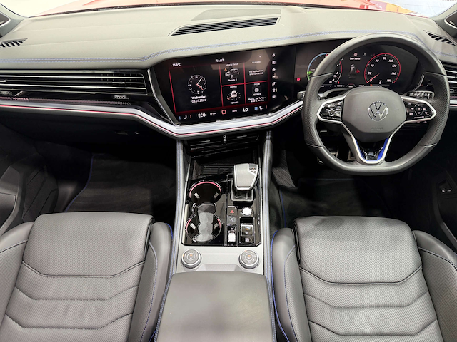 Used Volkswagen Touareg
