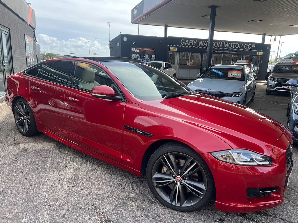 Jaguar Xj