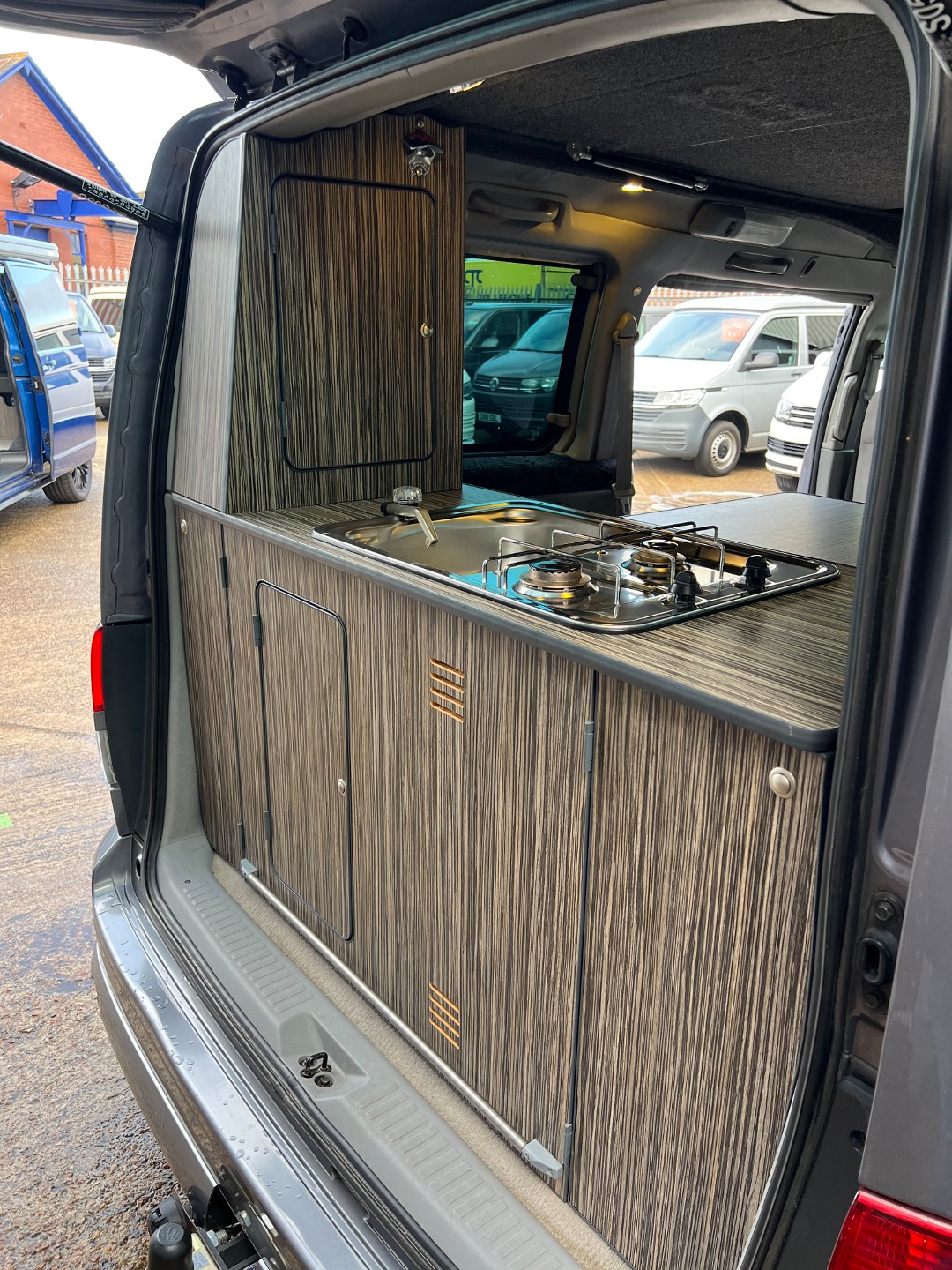 Mazda bongo hot sale camper conversion