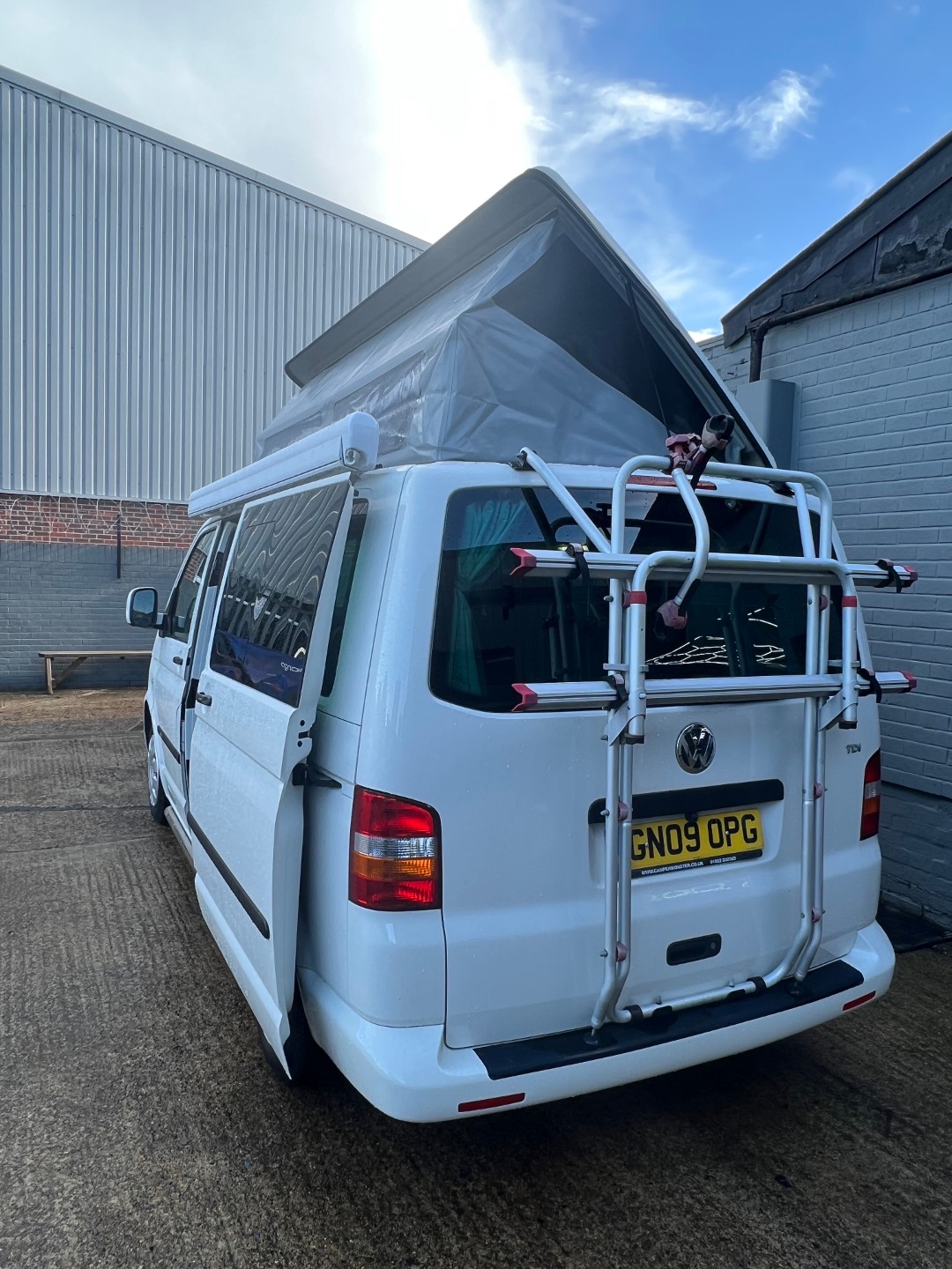 Vw t5 barn door bike rack with discount spoiler