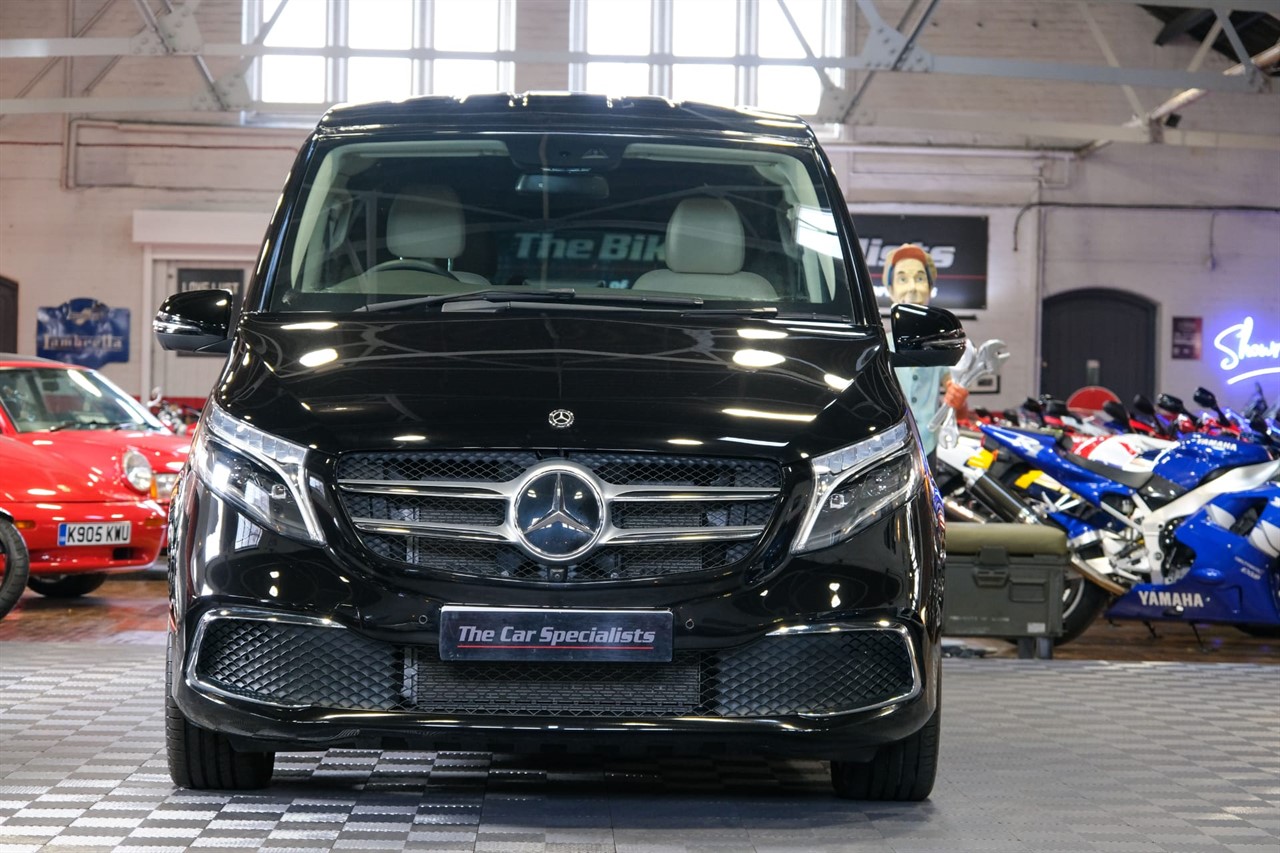 Mercedes V220, The Car Specialists
