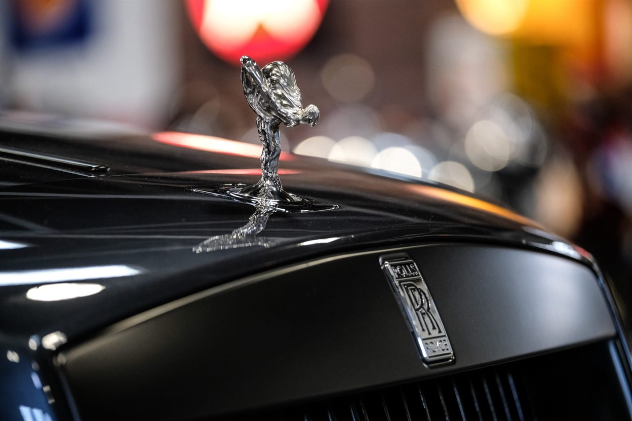 RollsRoyce Wraith Black Badge Redefining millennial luxury   carsalescomau