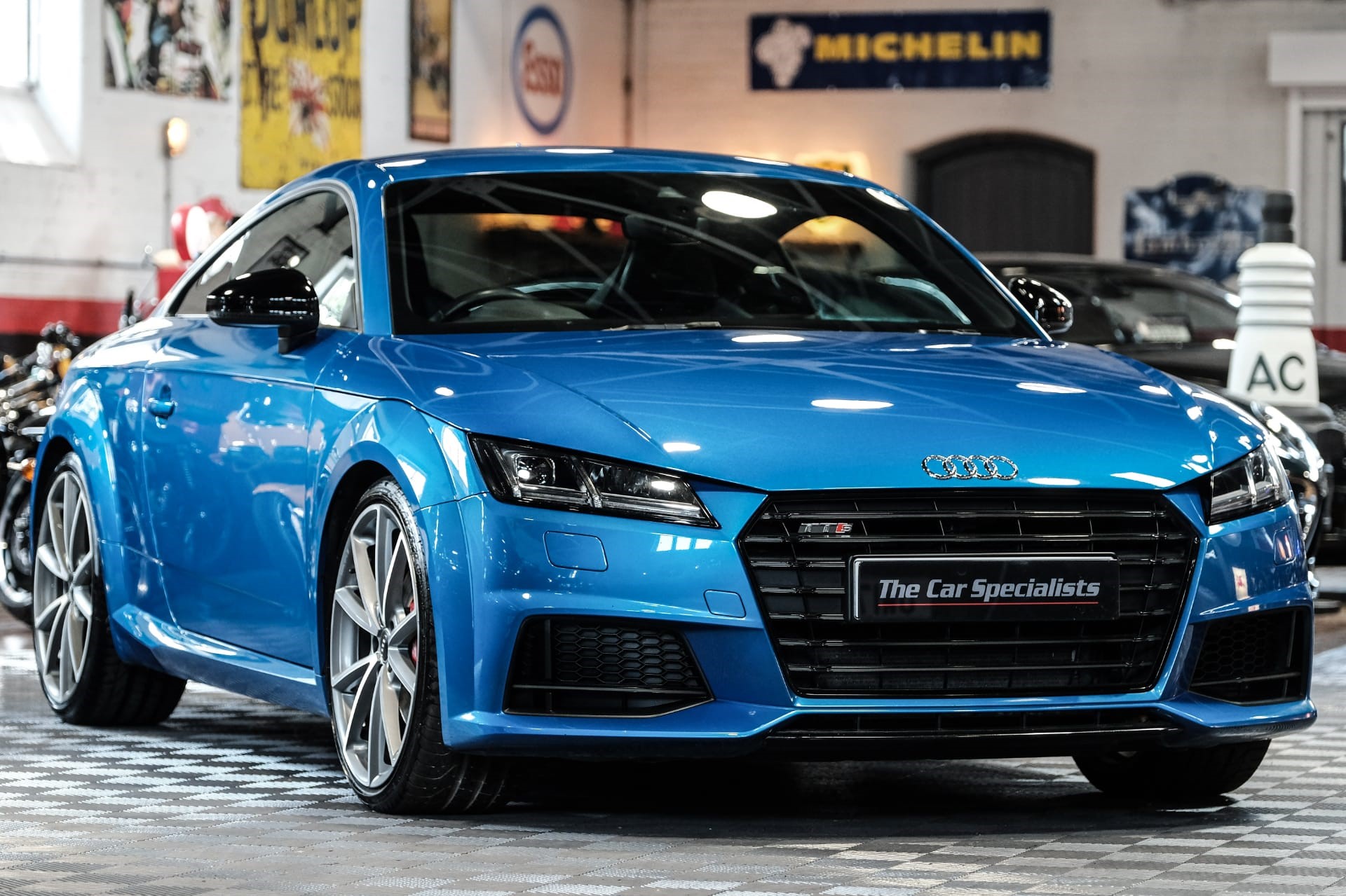 AUDI別注looks mart製 AUDI TTS - メルカリ