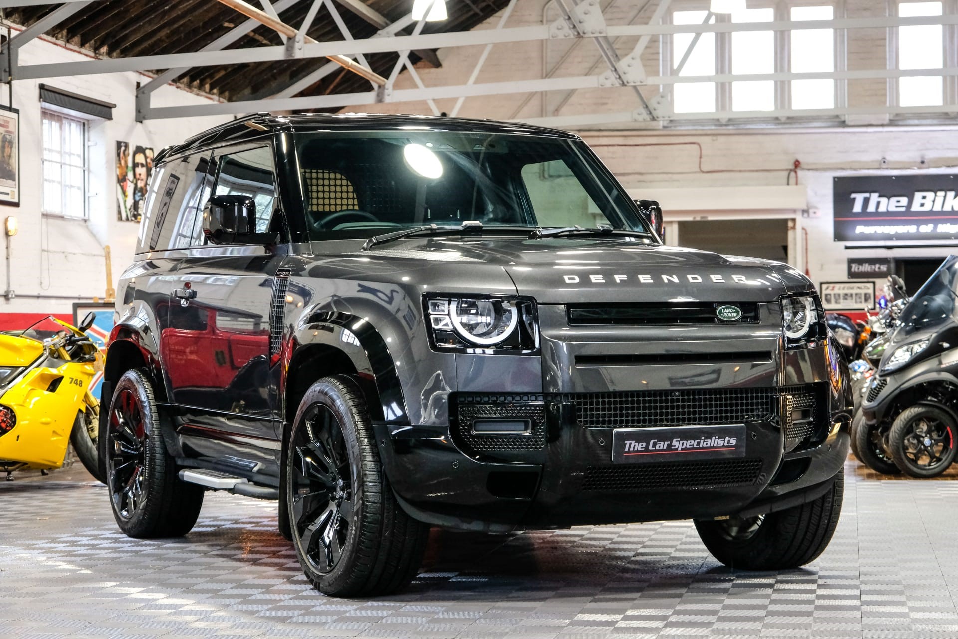 Land Rover Defender 90, The Car Specialists