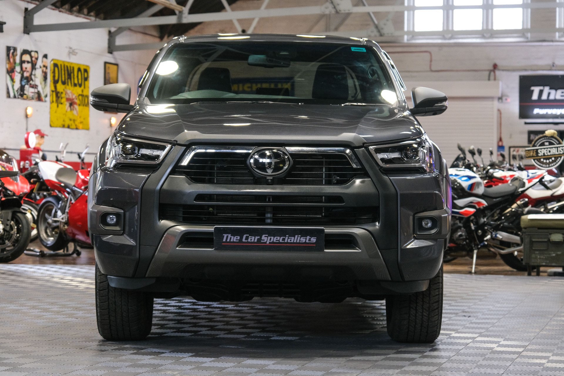 2021 Toyota Hi-Lux Invincible 4WD D-4d Dcb £26,989