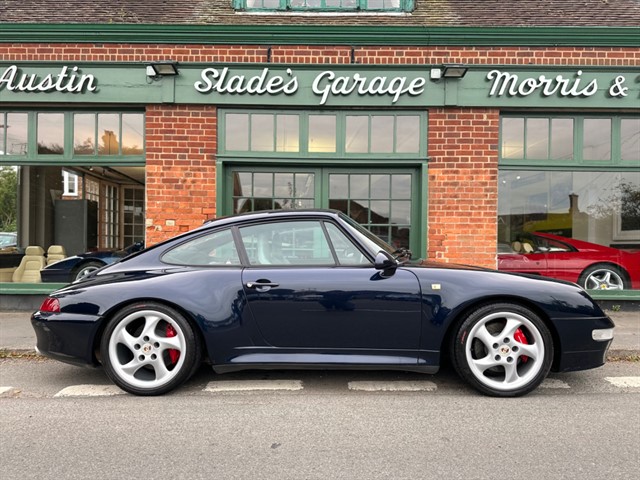 1996 911 CARRERA 993 C4S MANUAL 139,950 1996 MANUAL 72,500 MI PETROL... classic car for sale in the UK (1990s)