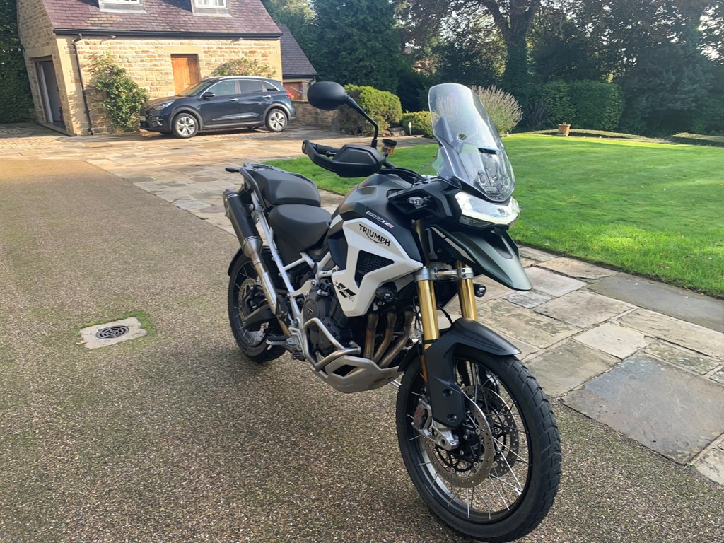 triumph tiger car