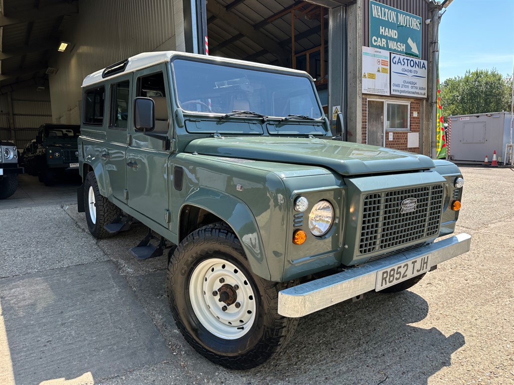 1998 Land Rover Defender 110 COU...