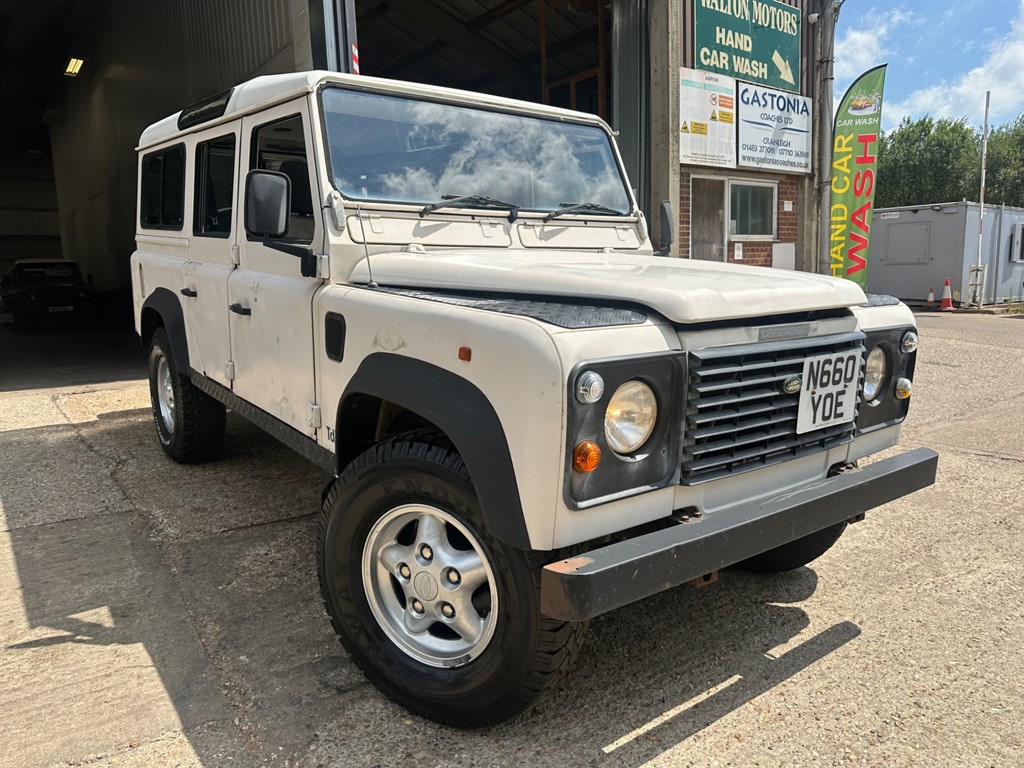 1996 Land Rover Defender 110 COU...